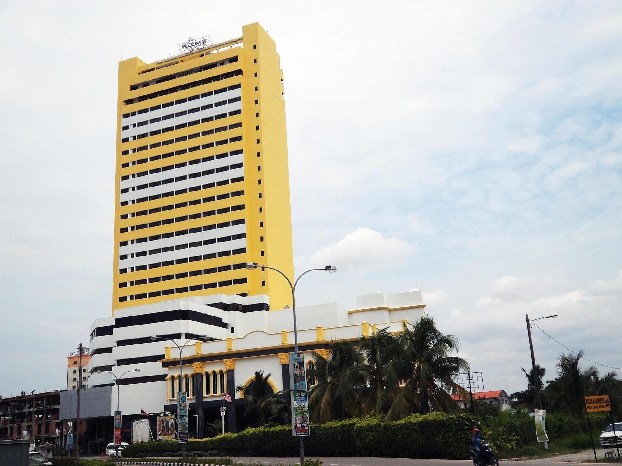 The Emperor Hotel ملقا المظهر الخارجي الصورة