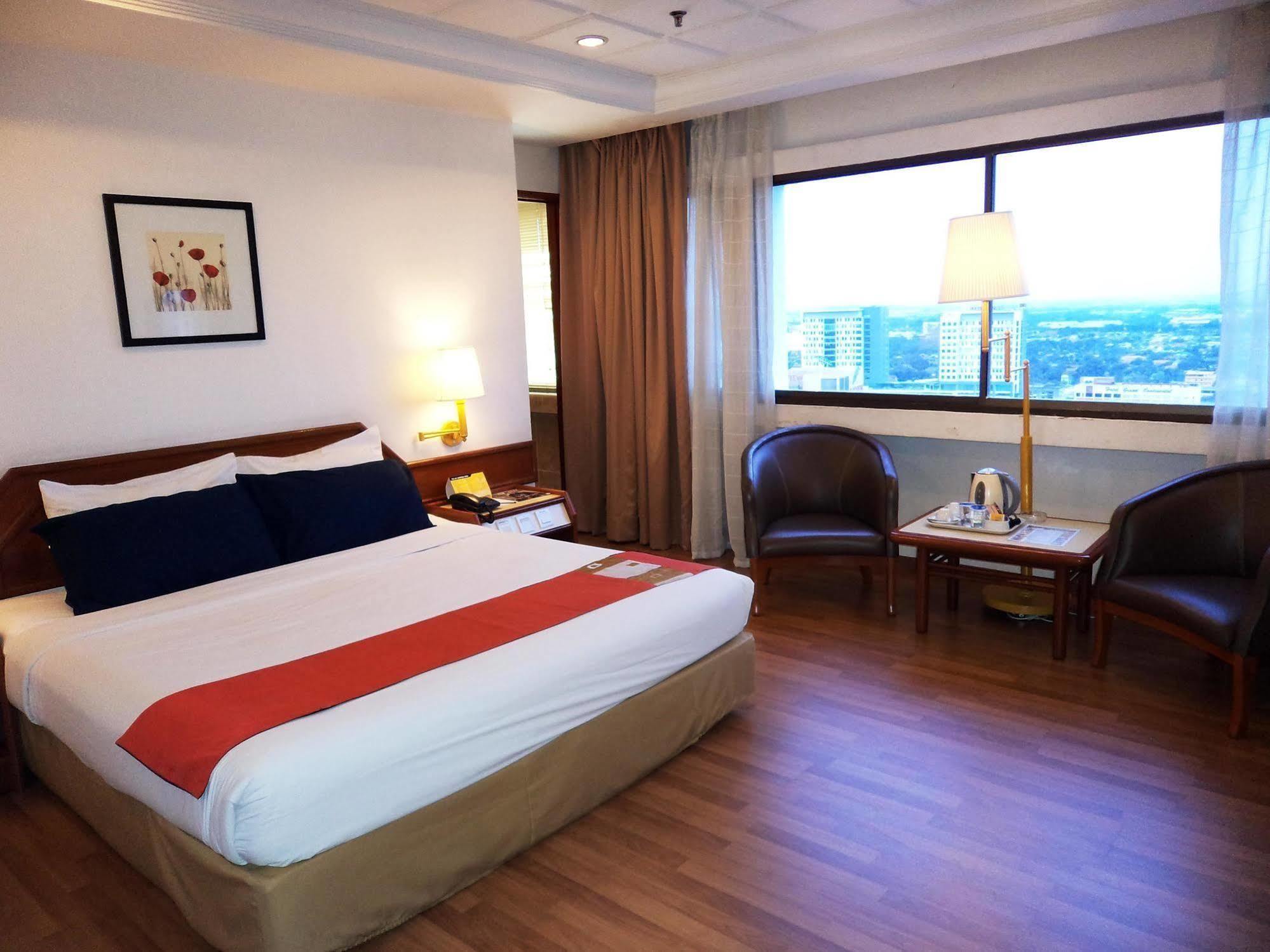 The Emperor Hotel ملقا المظهر الخارجي الصورة